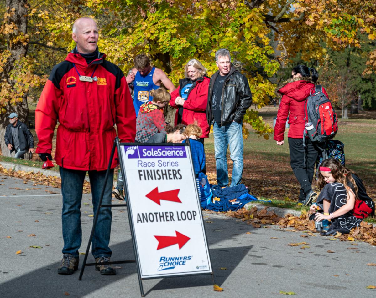 londontrack3's tweet photo. Thank you to the Track 3 volunteers who assisted with making the Halloween Haunting successful this year!

Dan Elliot, Tom Kontio, Tammy Gunn, Jennifer Cross,  Tyler Robinson, Rob Williamson, Cari, and her daughter.

#ldnont #skiing #snowboarding #fundraising #halloween https://t.co/vN3TF0vFJp