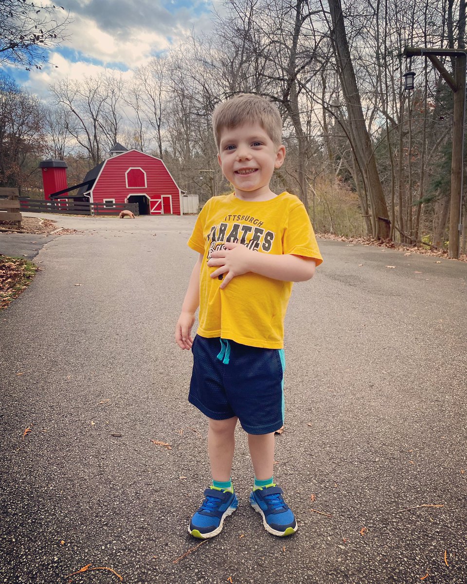 katie7786's tweet photo. Happy 4th Birthday! ❤️ https://t.co/arpJ5gYGVv