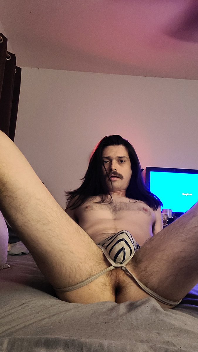 KillSumner's tweet photo. Dive in 😘 https://t.co/N7O5xPTLh7