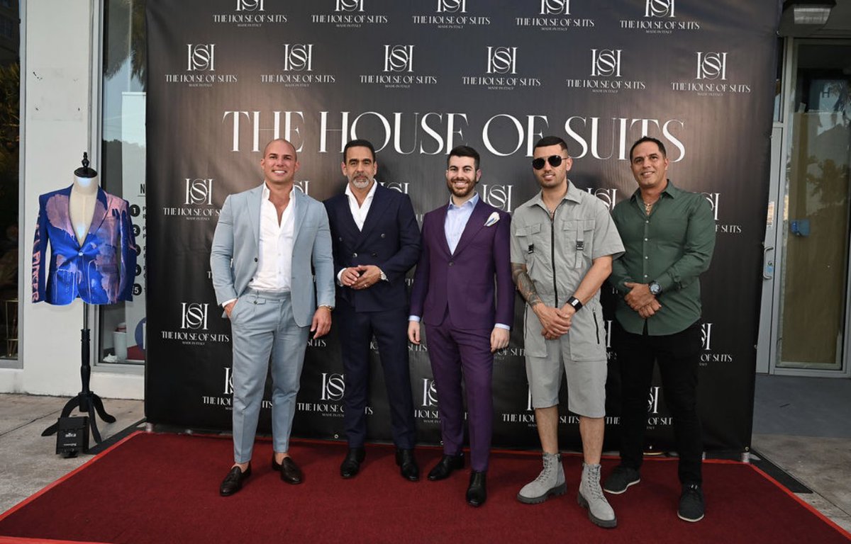 TheHouseofSuits's tweet photo. Grand Opening https://t.co/4fHA1hq2ZF