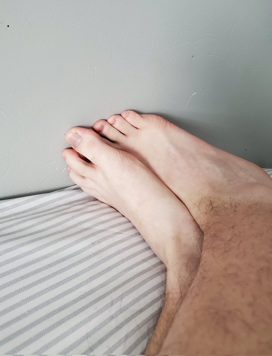 JustBroToes's tweet photo. They're so cute when they spoon, don't you think so? #male #feetpicsforsales #feet #feetfinder #contentseller https://t.co/FyHaxvk18D