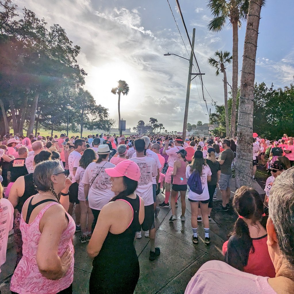 padillafl's tweet photo. For Lisa & Amy
#PinkUpThePace Race 2022
#FuckCancer #SaveTheTatas https://t.co/xTQklrgCLd