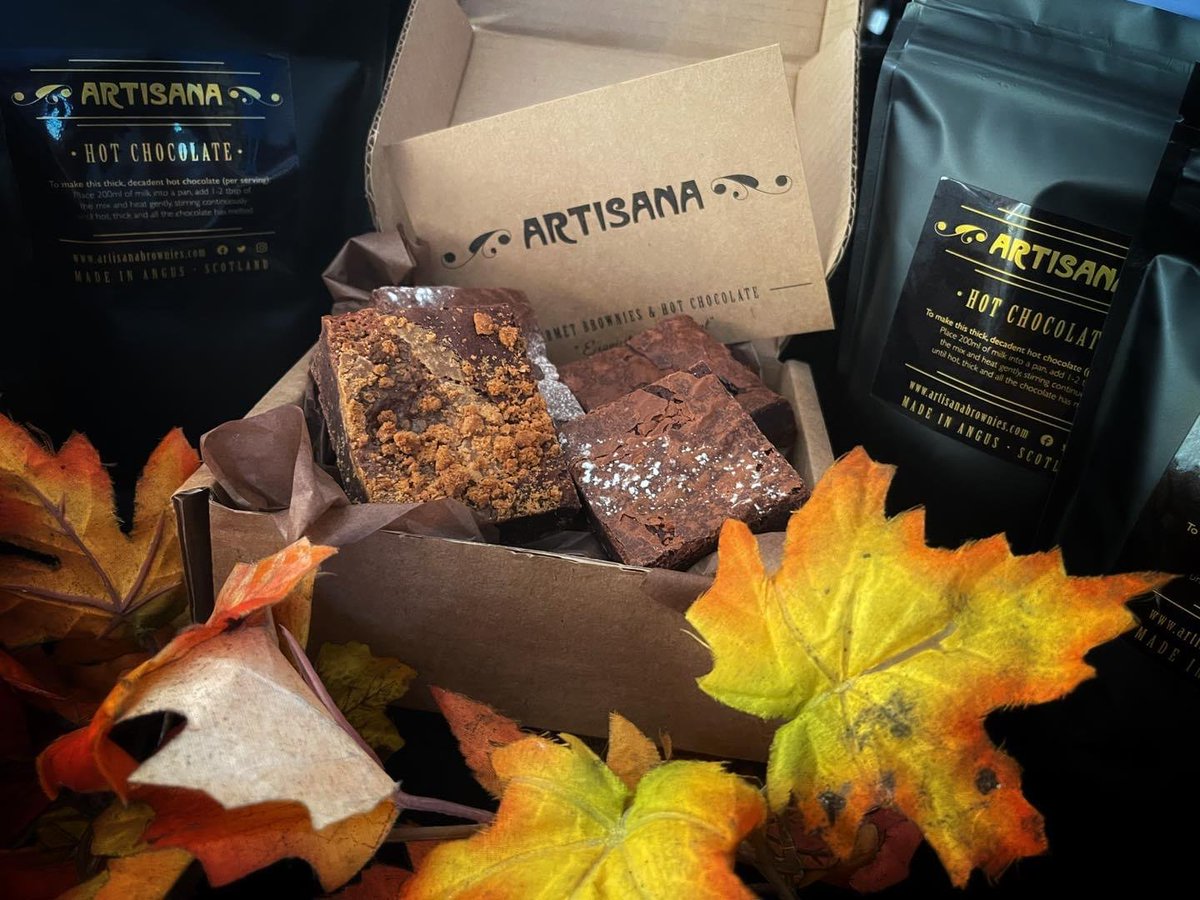 FallonesPizzas's tweet image. As the autumn weather turns chilly, there’s nothing like getting some award winning brownies and our decadently thick and delicious signature hot chocolate delivered to your door. Daily dispatches and courier tracked included in the price. 

artisanabrownies.com/brownies