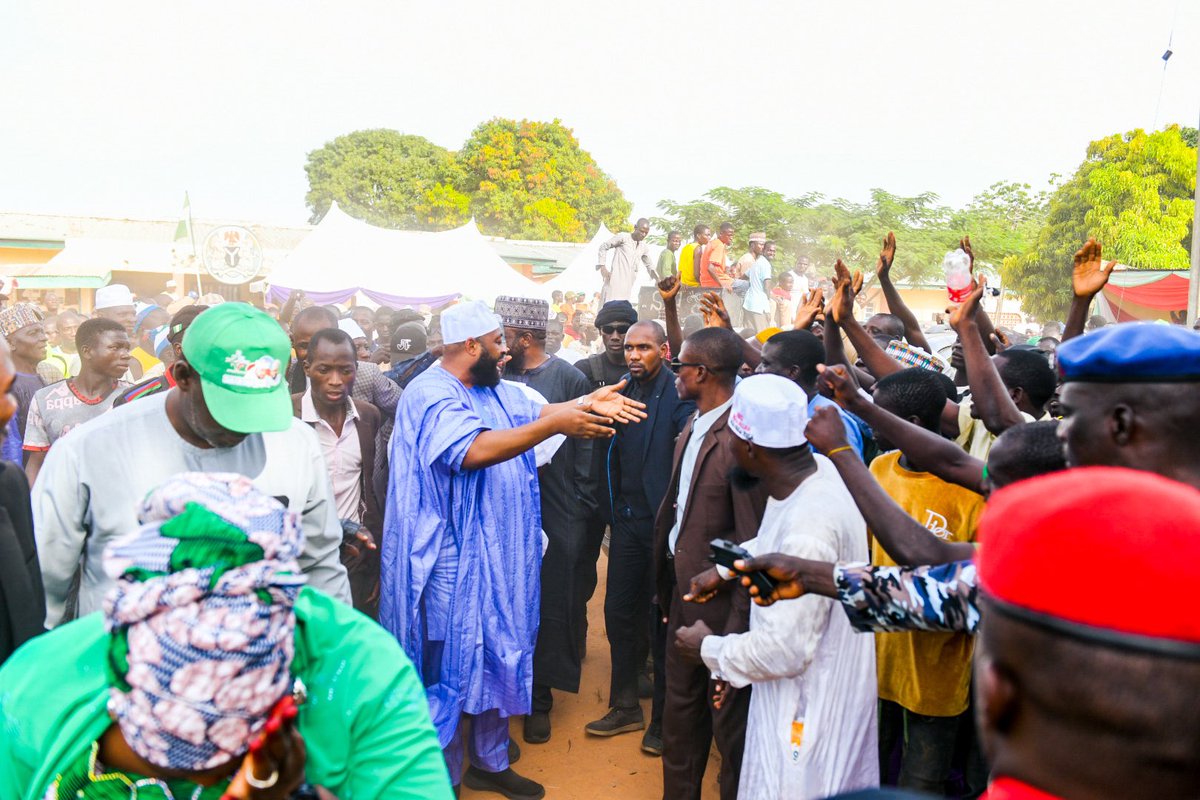 DeeOneAyekooto's tweet photo. APC held a small rally at Lemu, Gbako LGA of Niger State. https://t.co/stH4RgdEHn