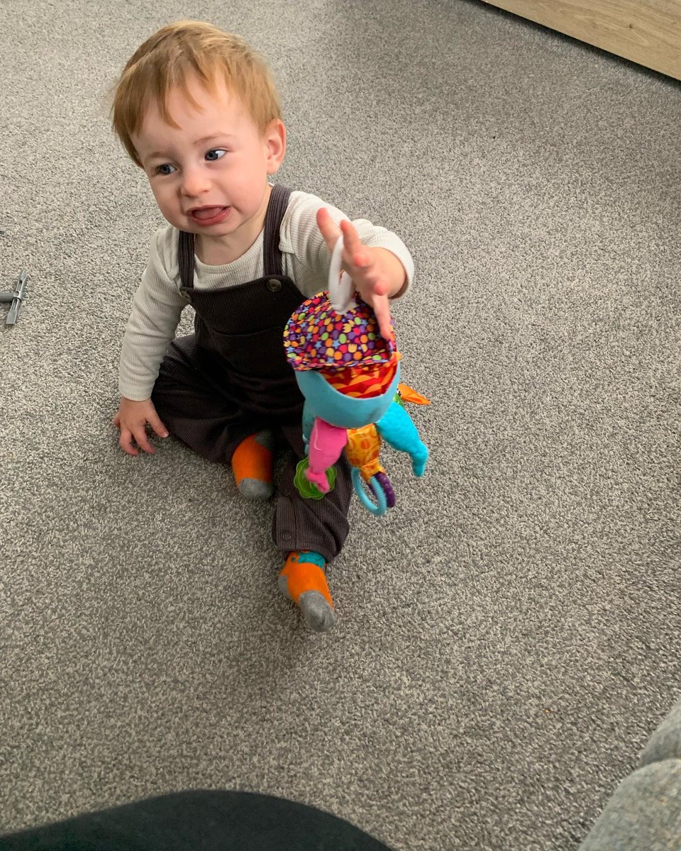 Lucifer  trying Captain Calamari out from @LamazeOnline <a href="/LamazeAdvocates/">LamazeAdvocates</a> great toy for the pram, cot, play gym, car or even playing with normally, highly recommended