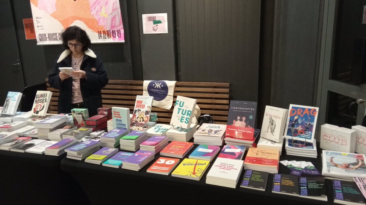 Et la Librairie à soie 😍
#universitesdautomne du #mouvementhf au #theatredelacroixrousse