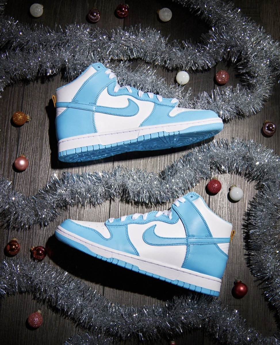 nike dunk blue chill on feet