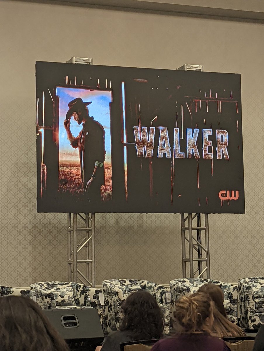 youarelovely95's tweet photo. Ready for the #Walker panel ππ @jarpad #RICC #RIComicCon https://t.co/x3hSTlQPrX
