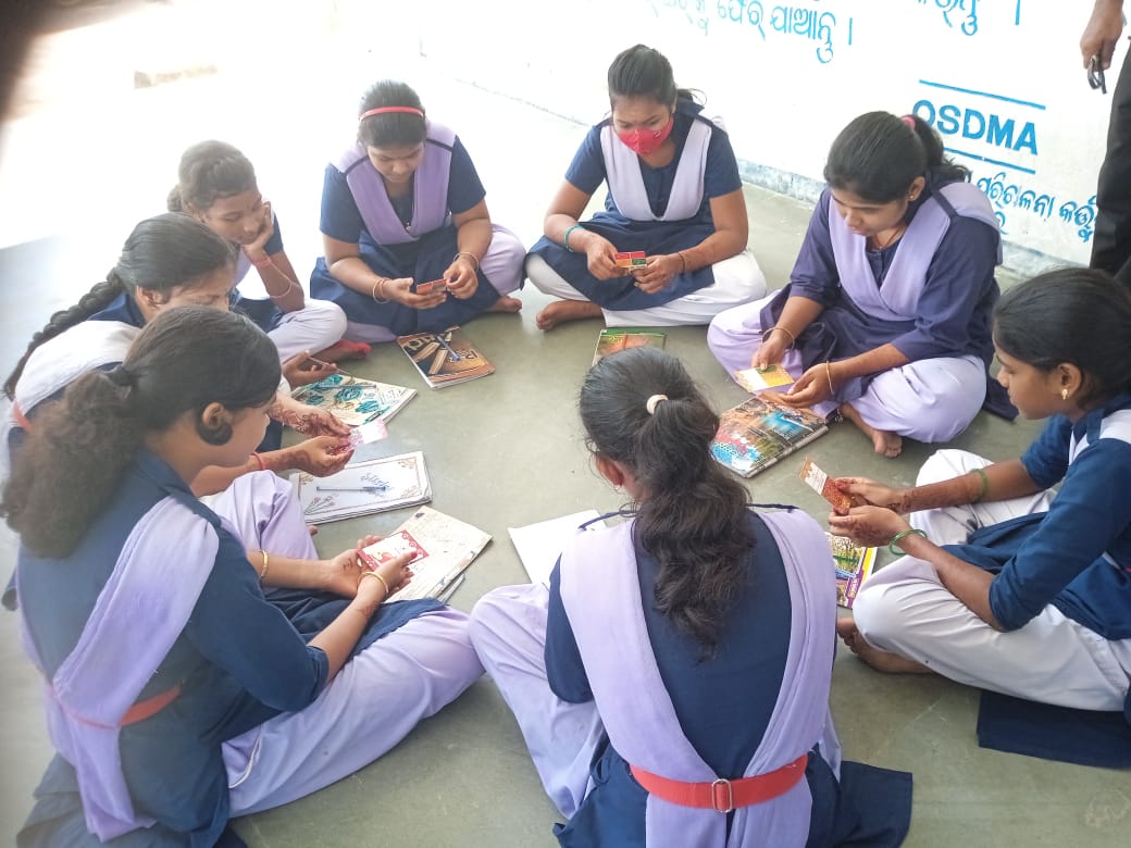 radionamaskar's tweet photo. School children got educated on #nutrition for better health and life. The activities organized by Radio Namaskar team under #PoshanGhar in collaboration with @ngo_smart @UNICEFIndia @YoungIndiaIN @ShahAnsariLive #communityradio #comunityradio4change https://t.co/xSYQZKVSQC