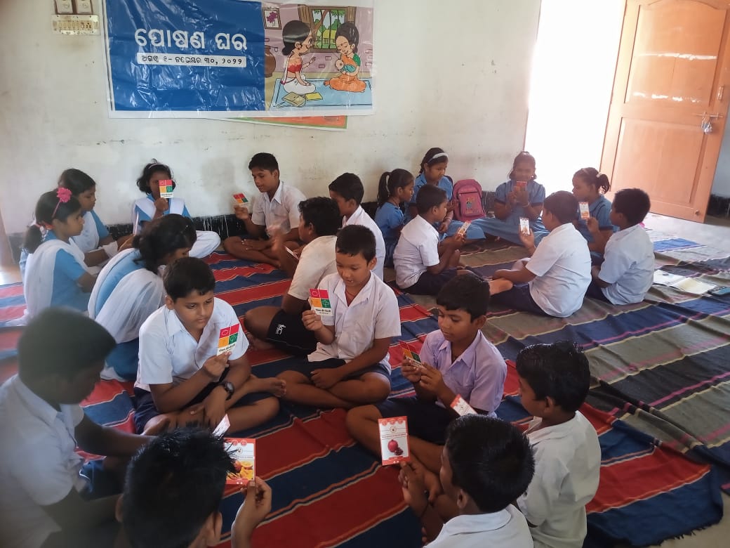 radionamaskar's tweet photo. School children got educated on #nutrition for better health and life. The activities organized by Radio Namaskar team under #PoshanGhar in collaboration with @ngo_smart @UNICEFIndia @YoungIndiaIN @ShahAnsariLive #communityradio #comunityradio4change https://t.co/xSYQZKVSQC