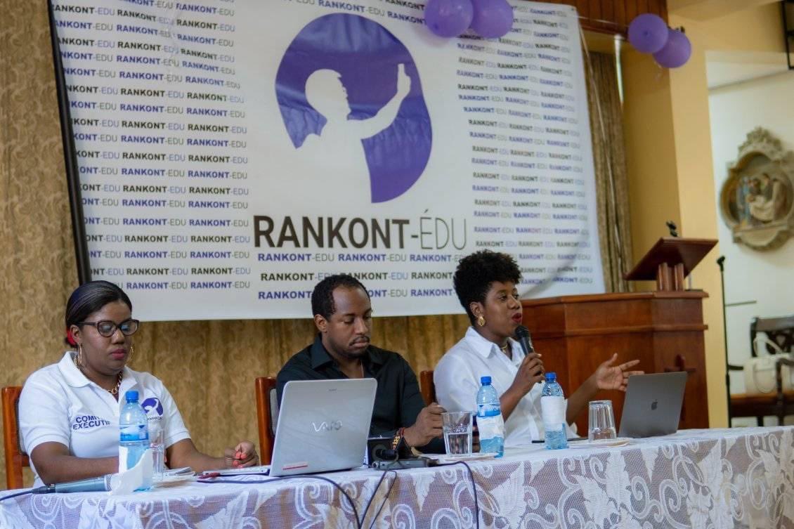RankontEdu's tweet image. Nous faisons de l’éducation notre priorité. 6 Nov 2020 - 6 Nov 2022. 2 ans déjà a eu lieu notre premier #Panel en présentiel au #PSCSM. Merci au panélistes @etzeremile @emmadouyon @alicoalica merci aux amis de la presse @TICKETmaghaiti @nouvelliste