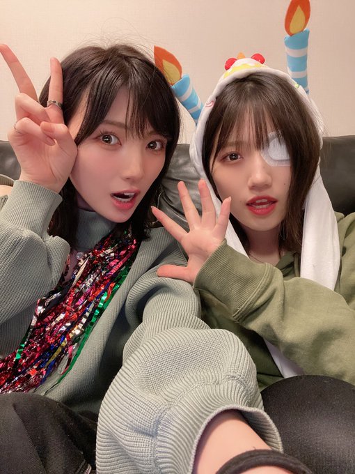 村山彩希 岡田奈々　パーカー Lサイズ 村山彩希 岡田奈々パーカー Lサイズ