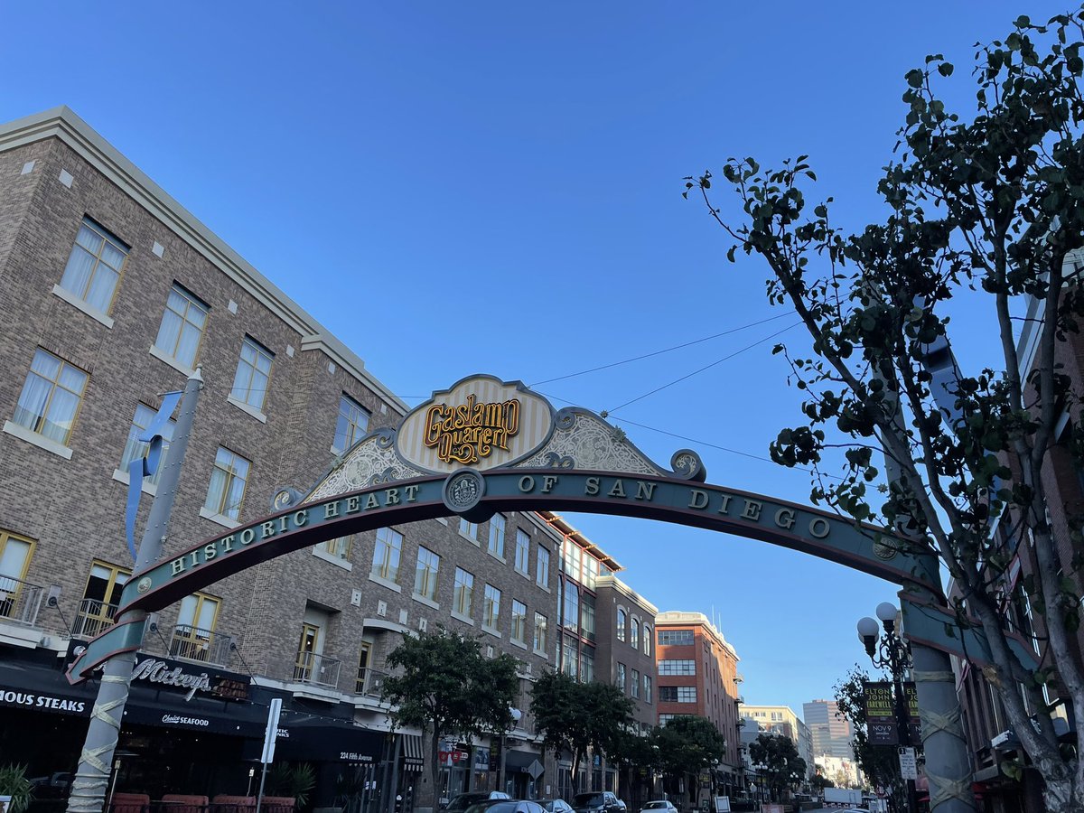CoachHop's tweet photo. π
ποΈ and ππΌββοΈ #SundayMorningweights #SundayMorningrun #beautifulmorning @SDPartnership @GaslampQuarter @eastvillagesd ready for more βοΈ then some @NFL π https://t.co/q76o9bnlyM