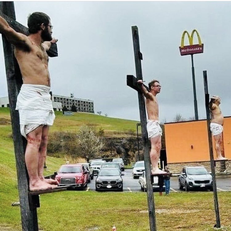 chrisozdavis's tweet photo. This is a helluva way to let me know the McRibb is back. #mcribbisback #mcribb #mcdonalds #crucifix #crucifixion #crucifixionreenactment #mickyd @McDonalds https://t.co/wbdF27zPr3