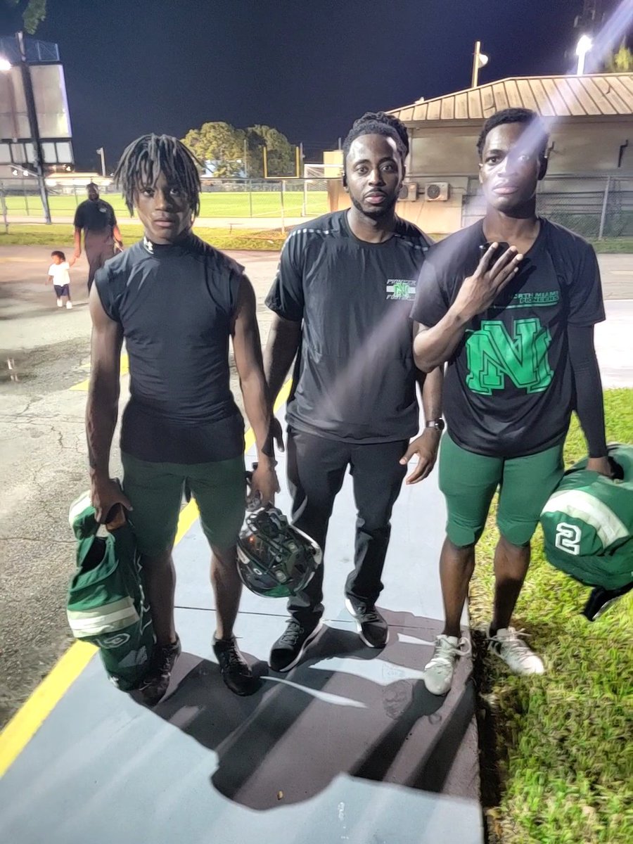 TooCool_5 tweet media