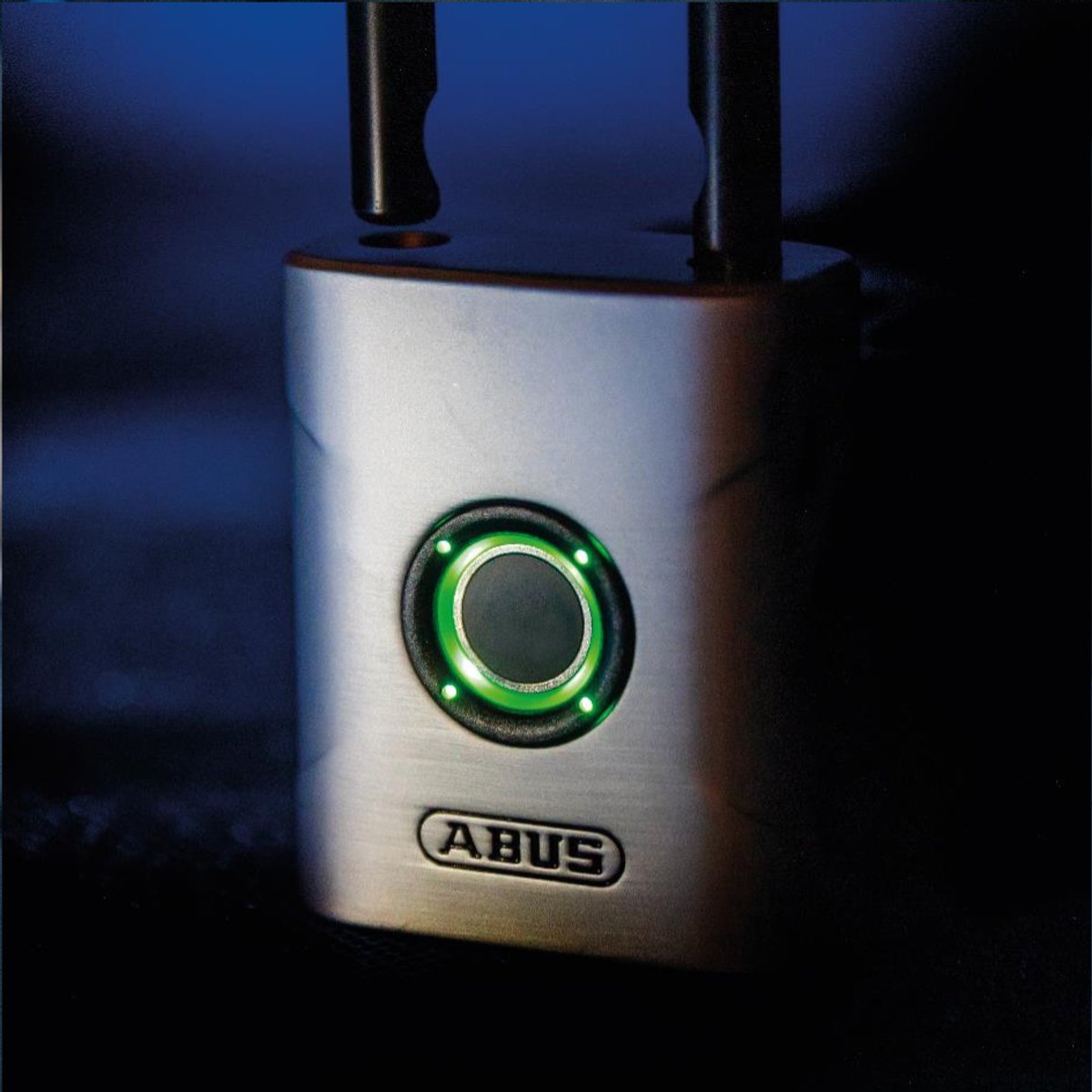 abus_es's tweet photo. ✅☝️Ábrelo solo con un dedo. Nuevo candado ABUS Touch 57.
🚫🔑 Sin llaves
🚫🔢 Sin códigos
🚫📟 Sin mandos
🚫📱Sin dispositivos.
#ABUS #touch #abustouch #justtouch #padlock #lock #fingerprint #fingerscan #fingerprintsensor #fingerprintscanner #smart #security #safety https://t.co/2tbyR1qOjz