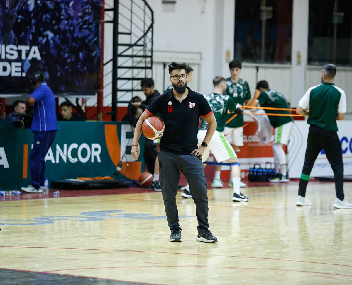 fer_suarez_pf's tweet photo. ...⏳👀🤌🏼
🔴⚪🔴
@LigaNacional  @InstitutoACC https://t.co/SbcTz34woM