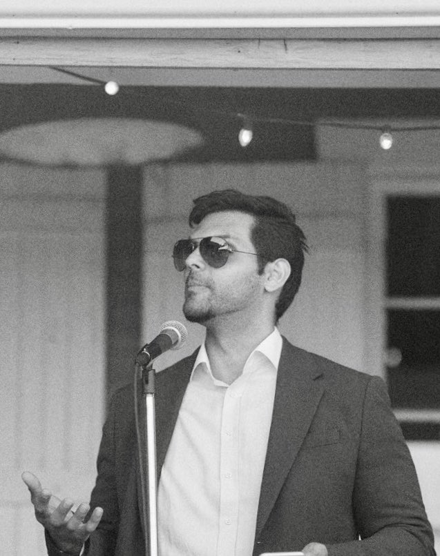 KhurrumMSultan's tweet image. When it suddenly dawns on you, that sticking to filmmaking… behind the camera is probably best. #filmmaker #director #NotCoolEnough #StickToTheDayJob #TVDirector #StayBehindCamera