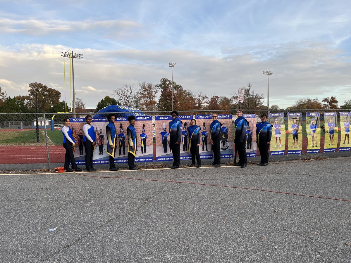 LewisLancerBand's tweet photo. Lancer Band Seniors! ❤️ https://t.co/MRkhKDFccv