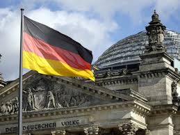 NewsuaTop's tweet photo. German Chancellor Olaf Scholz demanded that Russia declare that it will not use nuclear weapons
https://t.co/k7CvHIdJ2F https://t.co/cJ6cpljf1e
