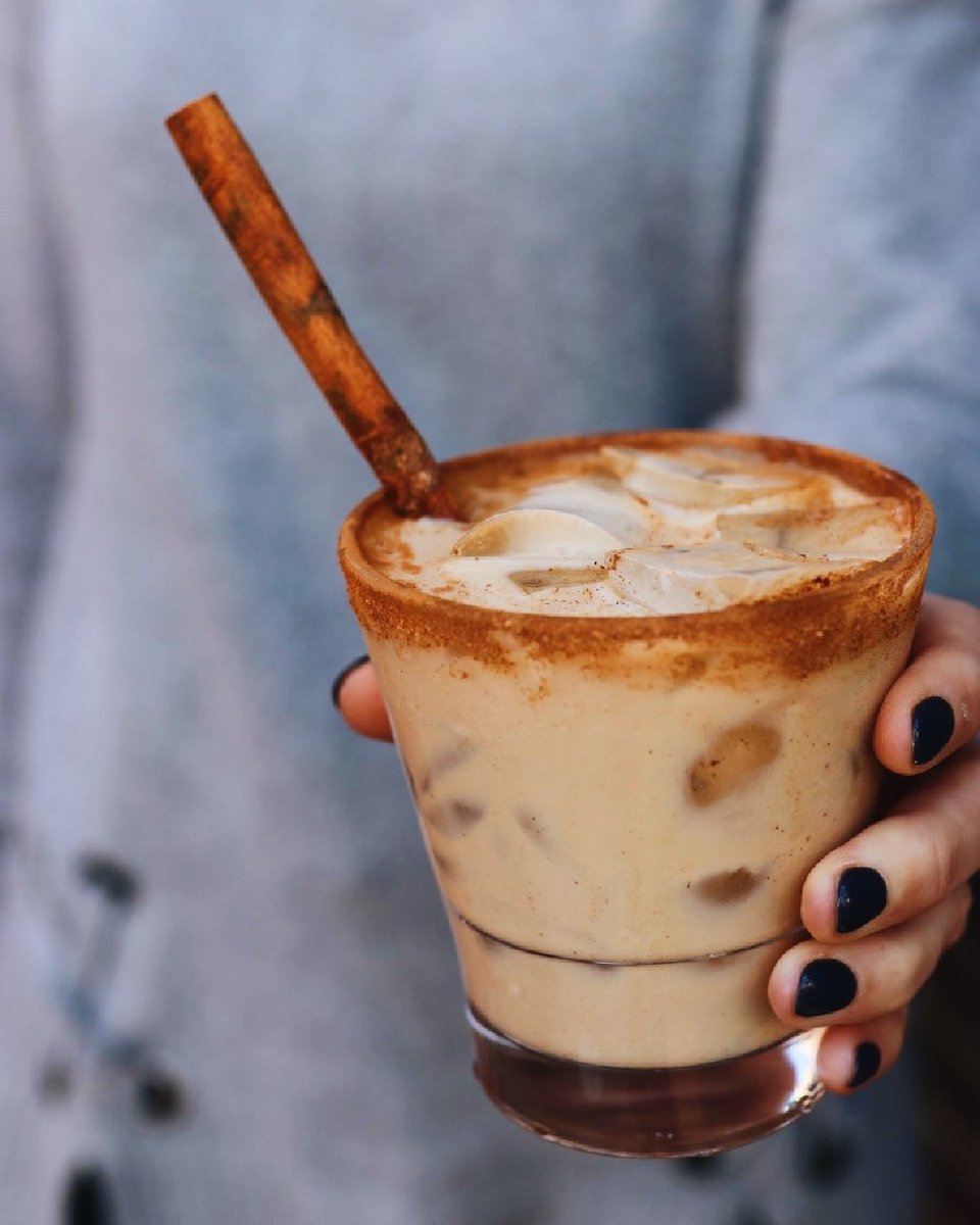 Your Sunday morning coffee is served ☕😏 Join us for brunch 10:30am-2pm every weekend! #HeartodTheHill

📸 Coffee Rumchata with Bacardi Rum, Rumchata, Kahlua, Amaretto, Cinnamon Sugar Rim