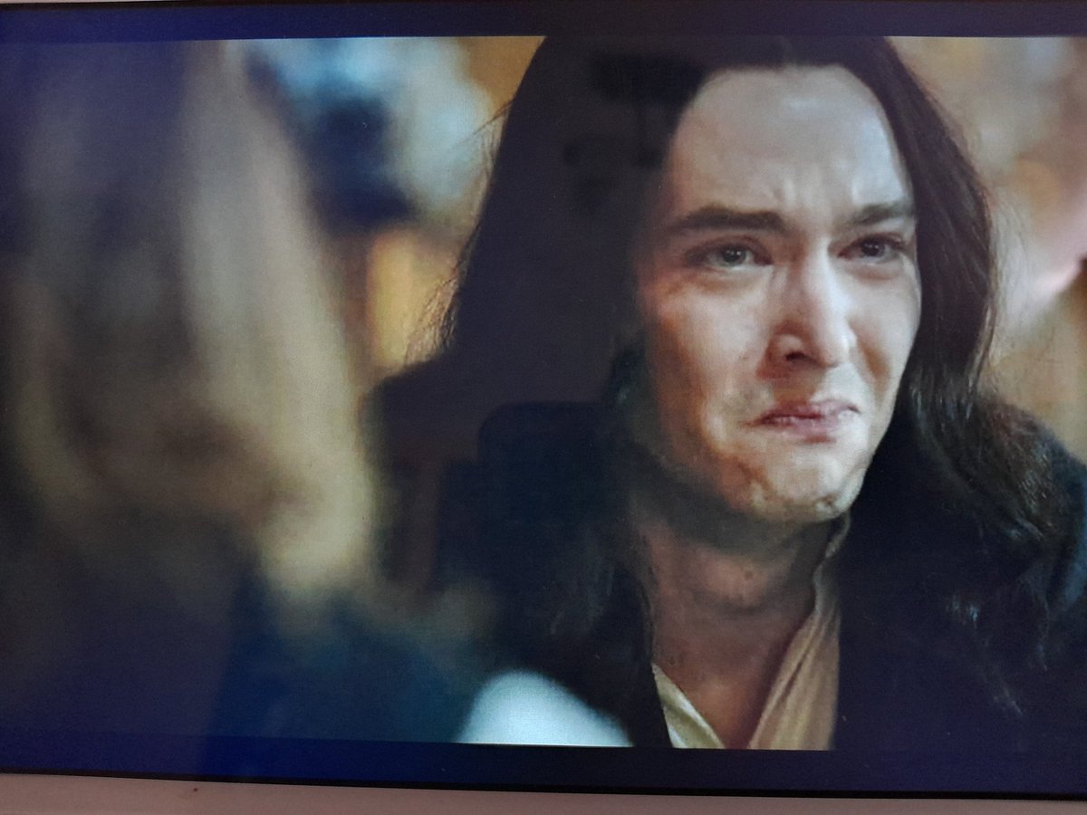 FenyaSol_iss's tweet photo. Safest place to hide... always. Unbelievable...

#Versailleseries
#Versaillesfam https://t.co/G3SchnLl3B
