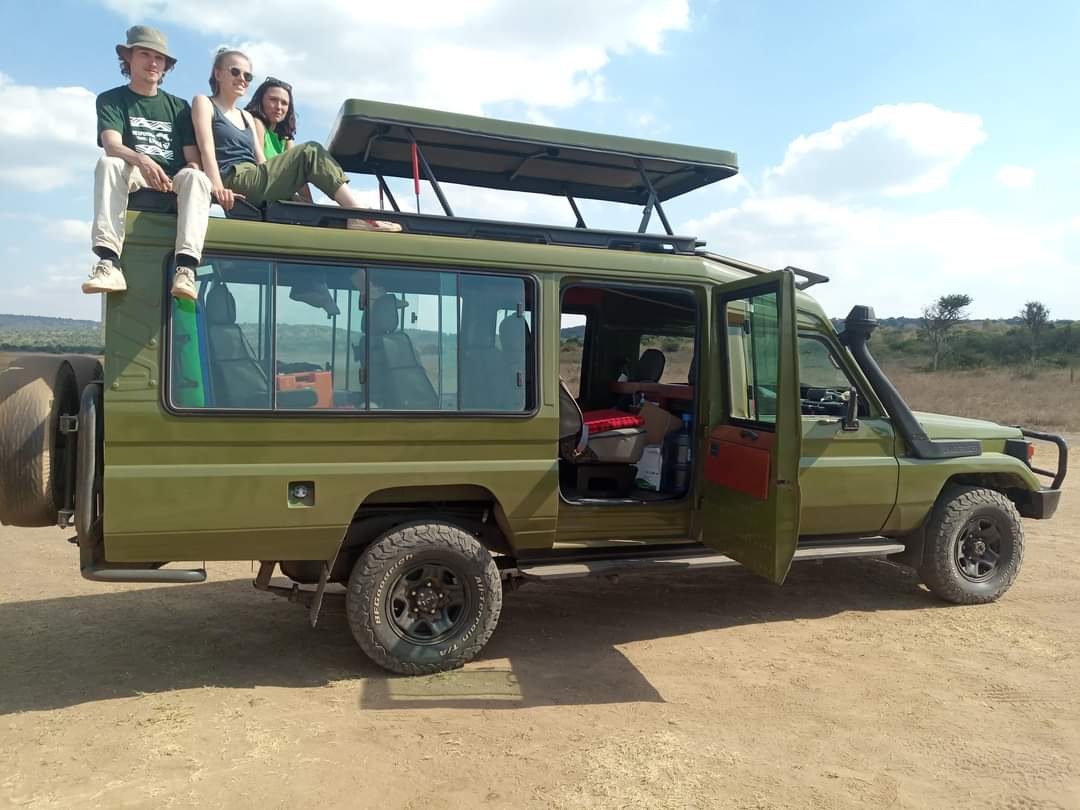 RTA0602's tweet photo. Our #AkageraCamping #safari gives great chance of a few days out in the bush, encountering herds of Elephant and Zebra, buffalo, and tower of giraffes, #rhinos, and a pride of #Lions and sharing stories around a cozy fire while listening to the sounds of the #Africannight. https://t.co/oH1zH3P4Qh