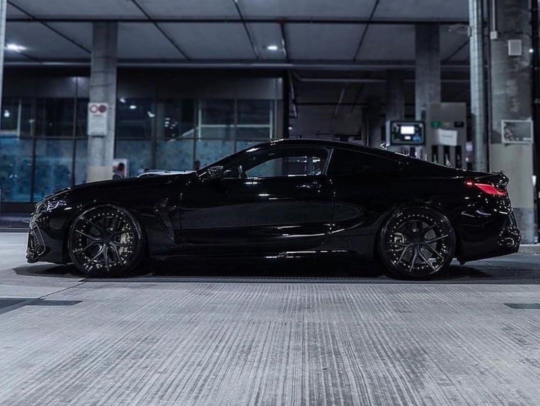 ExoticBMW's tweet photo. Black BMW M8 Competition ♟️ https://t.co/0pP44oUhPu