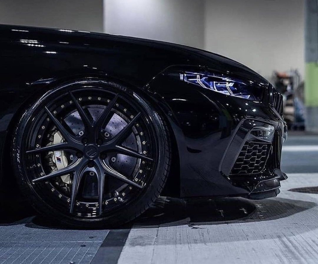 ExoticBMW's tweet photo. Black BMW M8 Competition ♟️ https://t.co/0pP44oUhPu