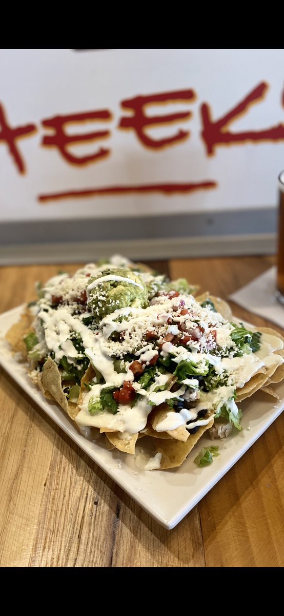 EatAtCheeky's tweet photo. #eatatcheeky #cheekyloveyeah #nationalnachosday https://t.co/EqefhIUwsA