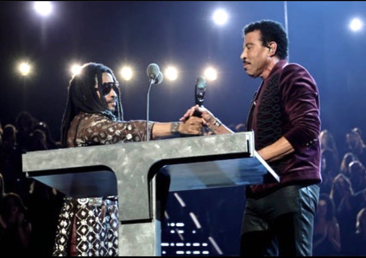 LennyKravitz's tweet photo. It was my honor to induct my friend  @LionelRichie into the Rock and Roll Hall of Fame last night. @rockhall https://t.co/CsrZwDUbPC