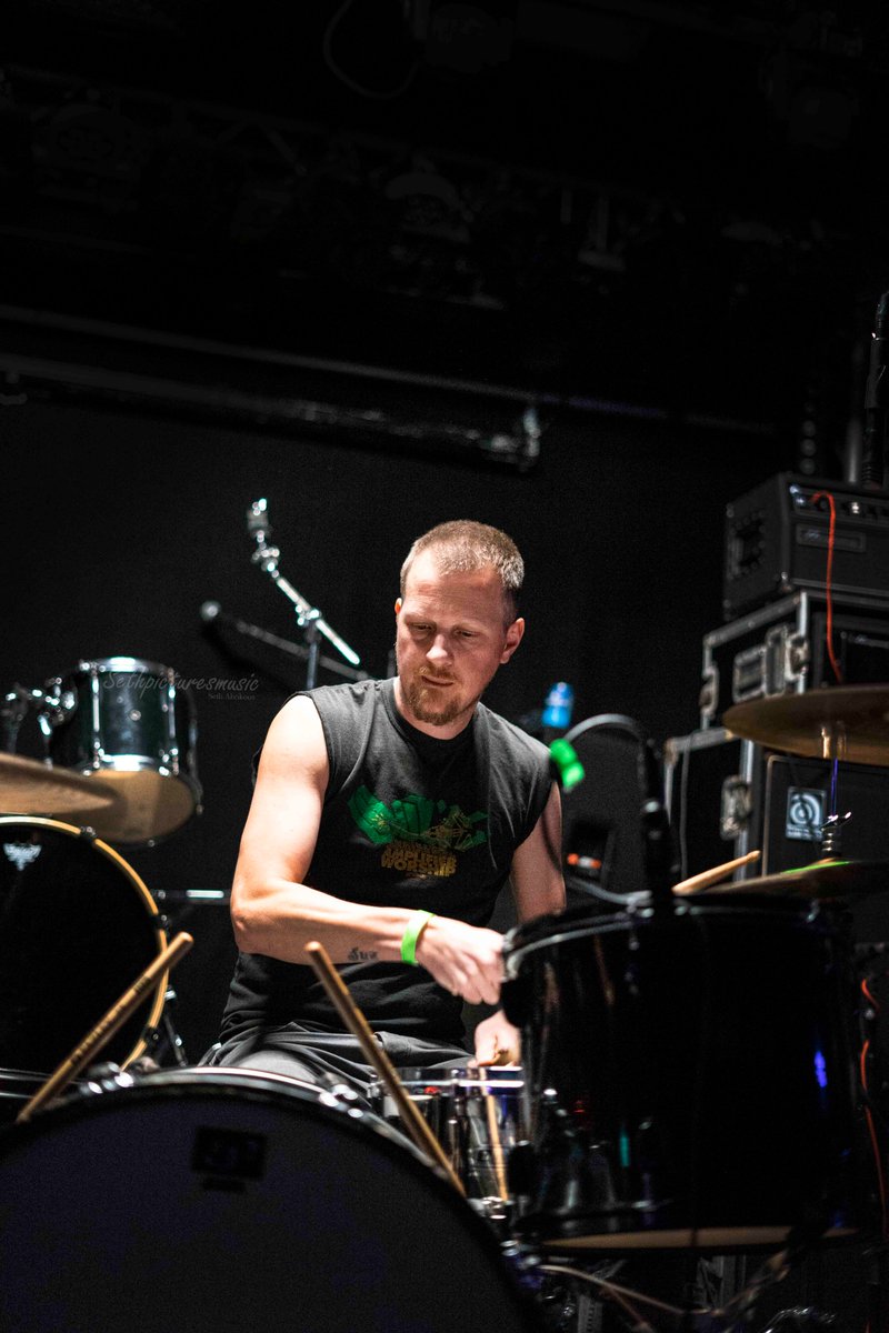 SethAbrikoos's tweet photo. #HeavyLord soundcheck
#soundcheck #baroeg #dutchdoomdays #band #rotterdam #popunie https://t.co/ZrqcnHHmna