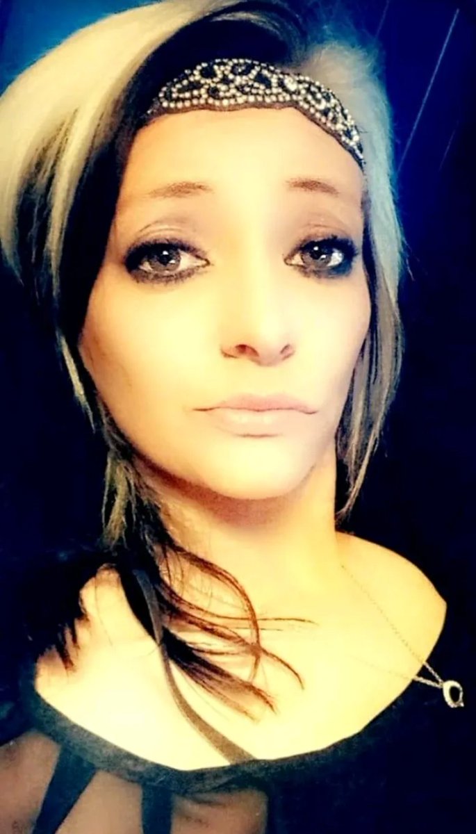 l_samee's tweet image. It&apos;s my bday.....