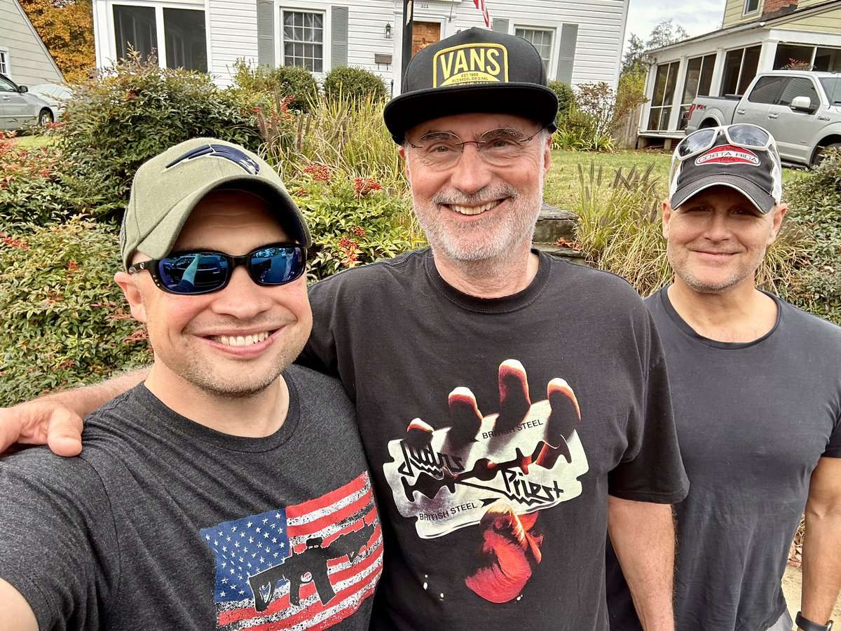 Doug9110's tweet image. Note the bio. Told you so…🤘🏼🇺🇸 @wardcarroll @DrLaplace @JeffSkiver @iproduceresultz @mfitzgallagher