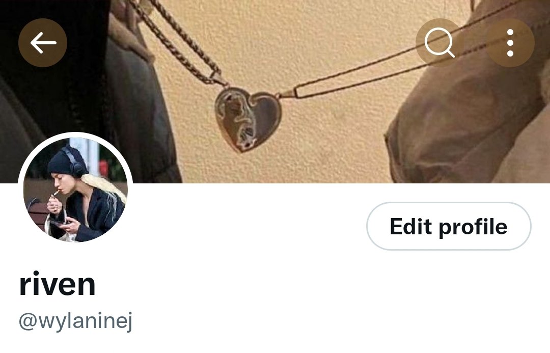 hey..... new name <3 same annoying me <3