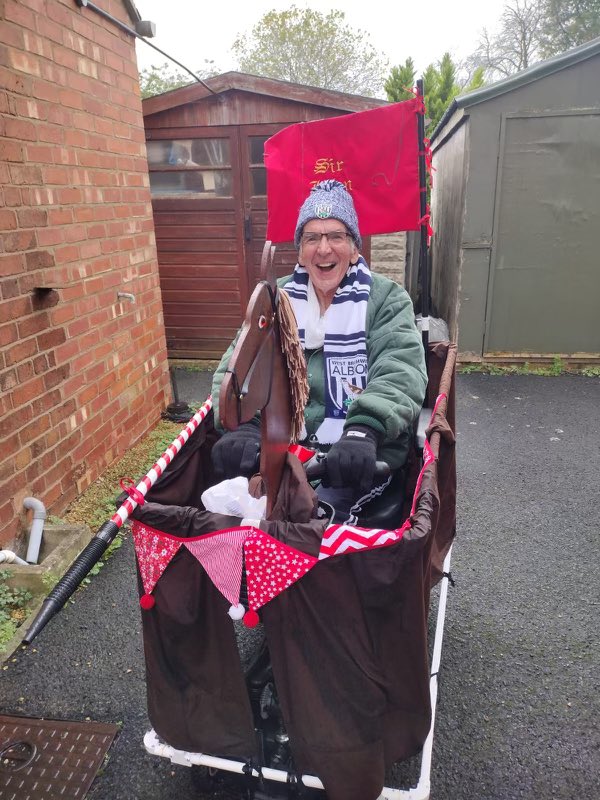 JohnAda10163823's tweet image. Well today has been a very big challenge!! I was told not to set out on my journey as we had heavy rain but I ignored them !! I managed 3 miles on my scooter and visited all 7 pubs ! I have nearly hit £19,000 I am a proud warrior, but very cold!
Thankyou everyone 
#mnd
#wba