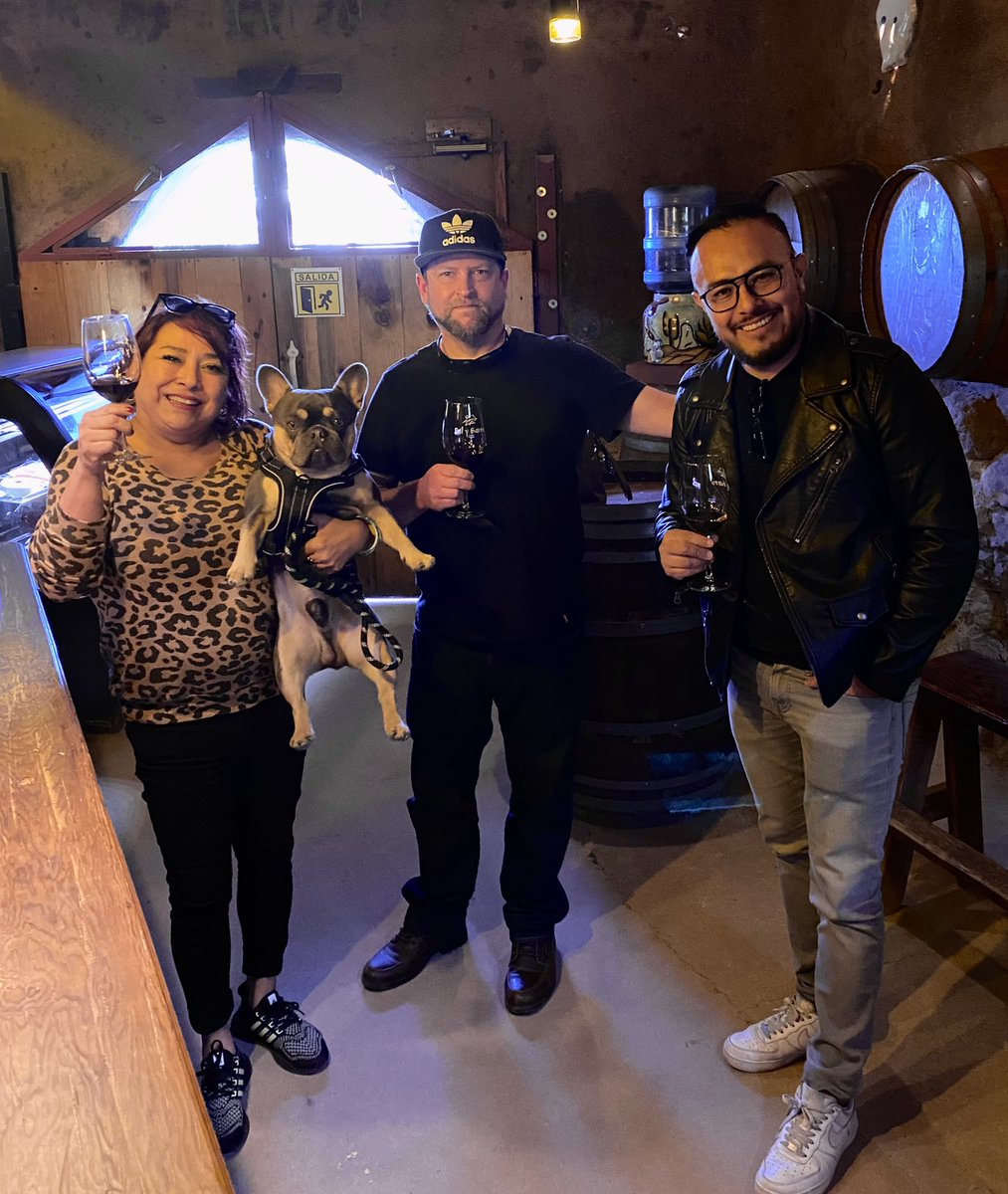 #winetour #wineboutique #experiencia #BajaCalifornia #valledeguadalupe #larutadelvino #ensenada #solybarro #sustentable #thewineroute 👌🇲🇽🍷🍇