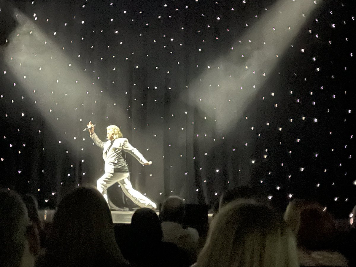 Janeyruby's tweet photo. Brilliant show last night @realclintonb Too funny! 😂 #imhearingtheword #baptistesbitches https://t.co/HcLV26a0uu