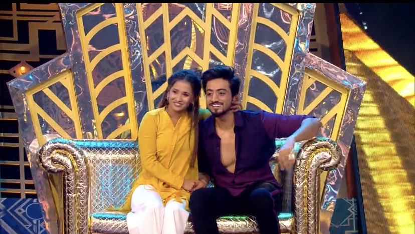 perfect score and GOLDEN CHAIR 🥳
#FaisalShaikh #JhalakDikhhlaJaa #JhalakDikhhlaJaa10 #JDJ10onColors #faisuvaisu #JDJ10 #FaisuSquad