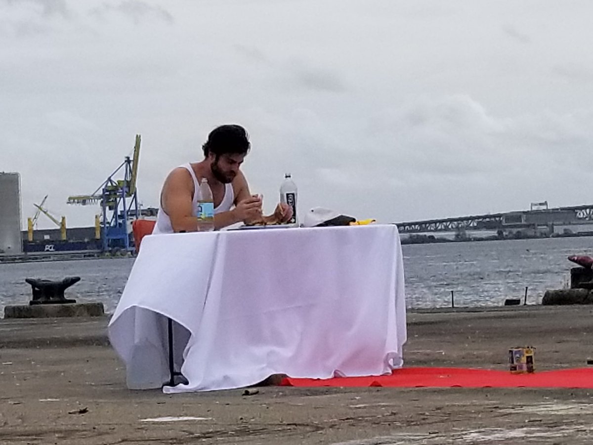samipeckz's tweet photo. Currently watching @bryceharper3 eat a rotisserie chicken for the 40th consecutive day on an abandoned pier behind Walmart https://t.co/xIQ8rEubzf