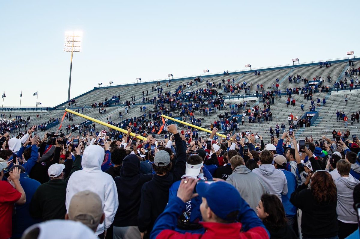 KU_Football's tweet photo. Absolutely no place like it. https://t.co/XaOxeBQWPF