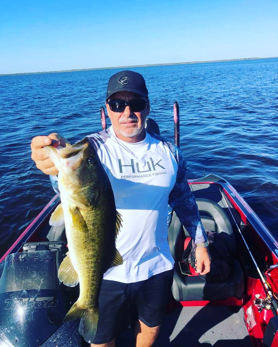 AmplifyNow's tweet photo. FL Big Bass Adventures Guide Service for high-octane bass fishing charters #fellsmere #stickmarsh #centralFlorida #verobeach #Headwaters
(302)-420-3900 https://t.co/vjgJ4takVs