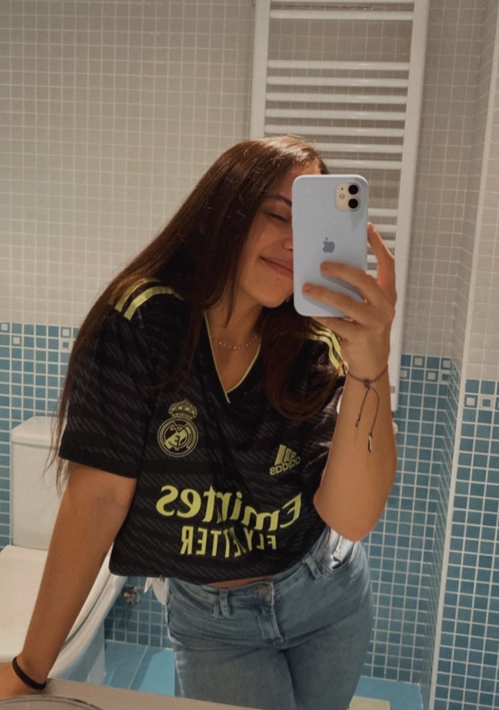 lauritarmcf22's tweet image. Poco se habla de lo bonita que es esta camiseta🫢