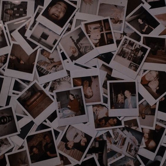 UNTLD4WN's tweet photo. (𝖭𝖠𝖬𝖤) 𝘽𝙍𝙊𝙒𝙉   —  '  the 𝒄𝙖𝙢𝙚𝙧𝙖 𝙗𝙤𝙮 !  
  ﹙  school journal, edgy and affable person,
      quiet, always taking pictures  .  ﹚* 𝙈𝘼𝘾𝙆𝙀𝙉𝙕𝙄𝙀'𝙎 𝘾𝙃𝙄𝙇𝘿𝙃𝙊𝙊𝘿 𝙁𝙍𝙄𝙀𝙉𝘿 https://t.co/pGcGPsUV4p