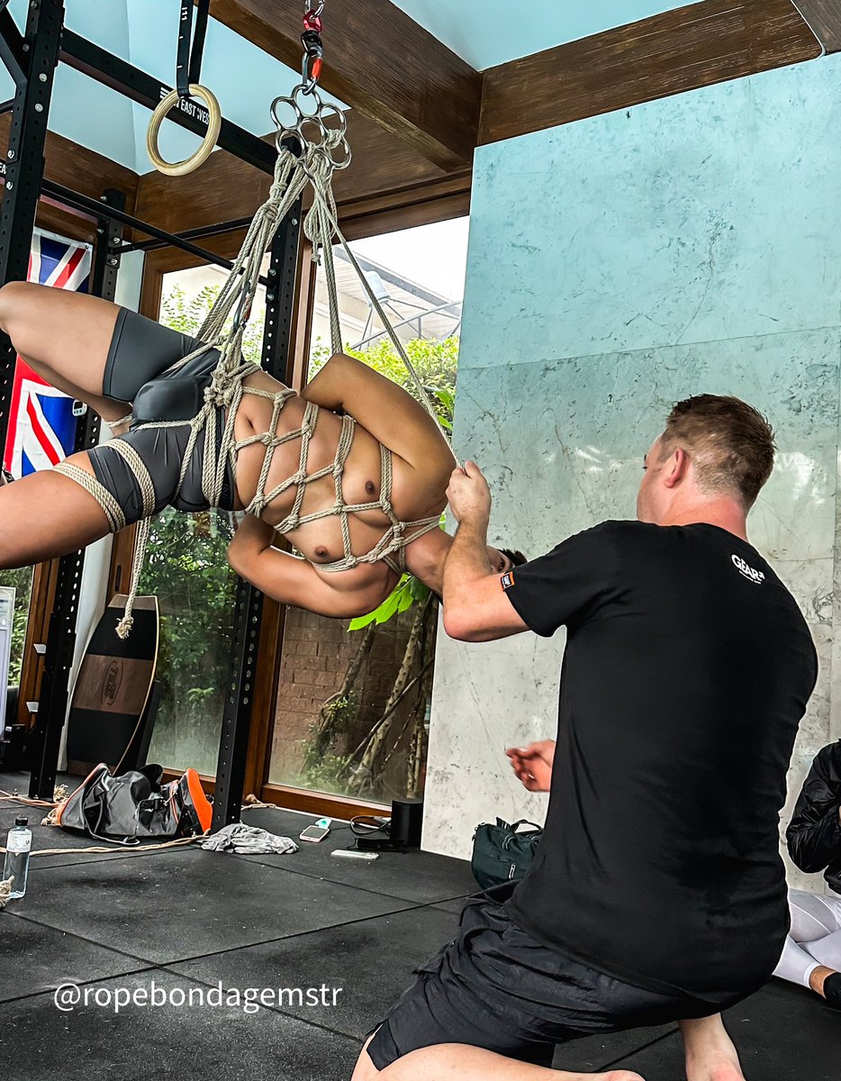 ropebondagemstr's tweet photo. 🪢 Thank you @Korn_Kinbaku for organizing this amazing bondage party in Bangkok. It was an honor to be there.😈👍😘🪢 https://t.co/nrzI7Tr2nc