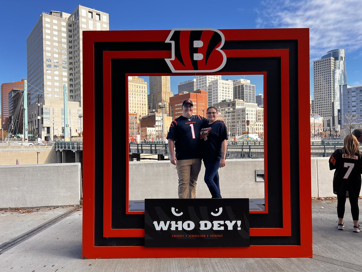 jadentaylarlee's tweet photo. first anniversary!!! 

#WhoDey #RuleTheJungle #Bengals #CincinnatiBengals https://t.co/nxzmrIUpdy