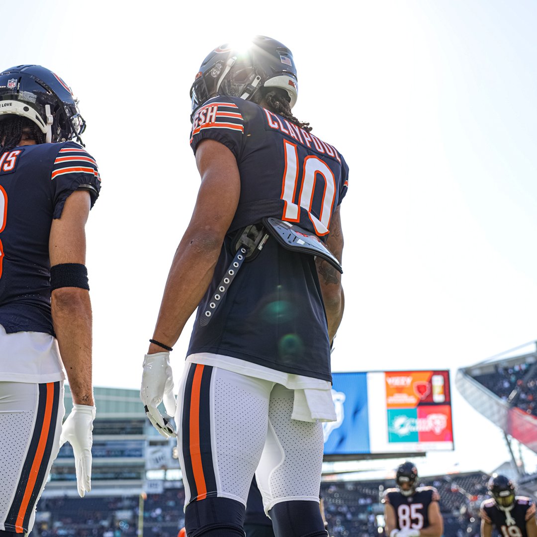 ChicagoBears's tweet photo. Mapletron https://t.co/2cFhEuhmDJ