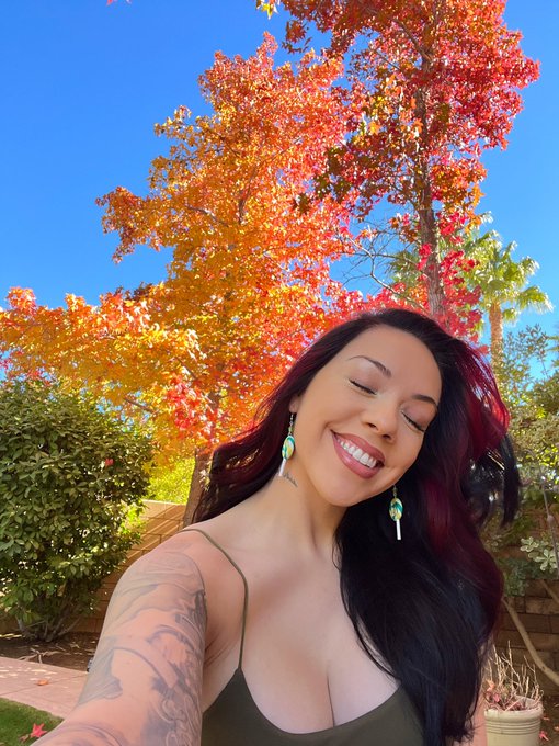Good morning&hellip;.🥰🍃🍂☀️ https://t.co/m6zwQZwCNM