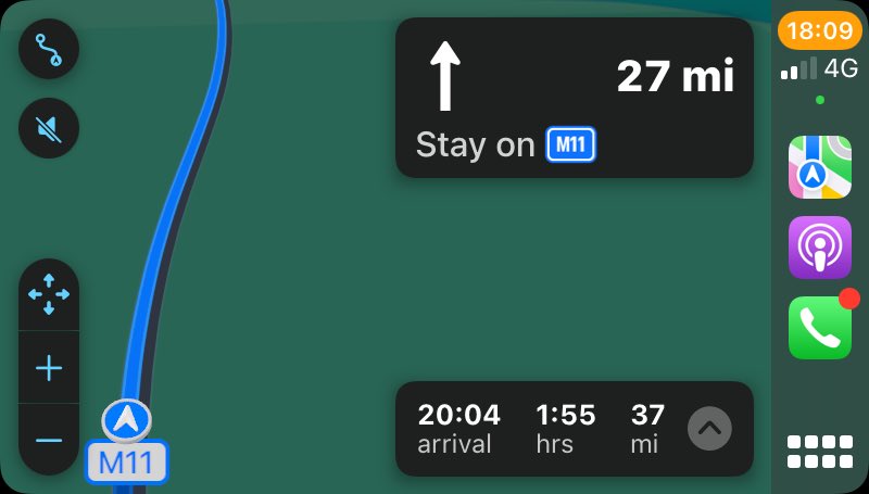 wilftex's tweet photo. @HighwaysEAST @STN_Airport Traffic is at a standstill and we haven’t moved for 30 minutes. SatNav suggesting it will be a while yet https://t.co/5rB1ttSWEw