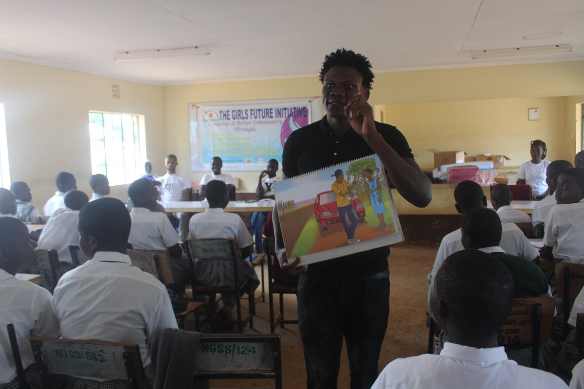 Sexuality education is not a means of sexualizing young people.
Sexual education empowers them with factual information about their sexual and reproductive health and physical, cognitive and social changes that occur in transition between adolescence and adulthood
#UNFPA #UNICEF